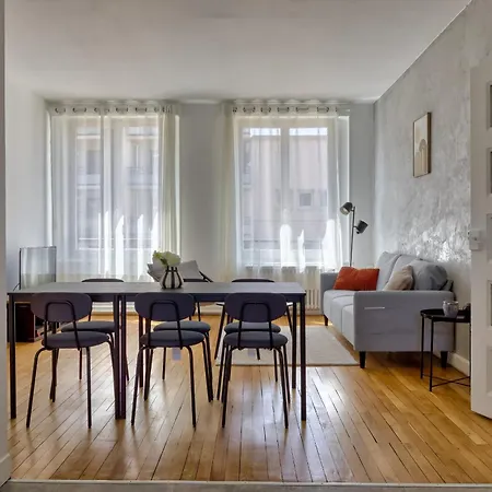 Le Lili's Elegant F4 Proche Du Centre-ville De Apartamento *